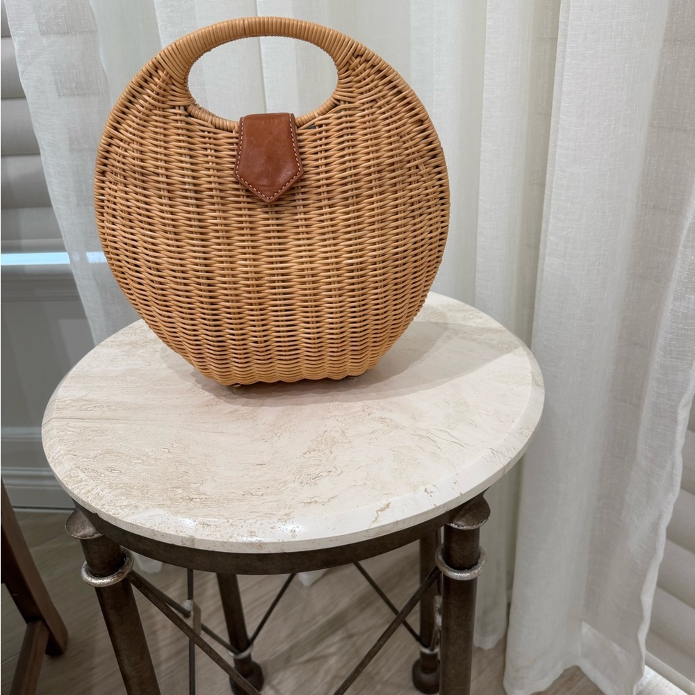 Elegant Tan Woven J McGLAUGHLIN handbag